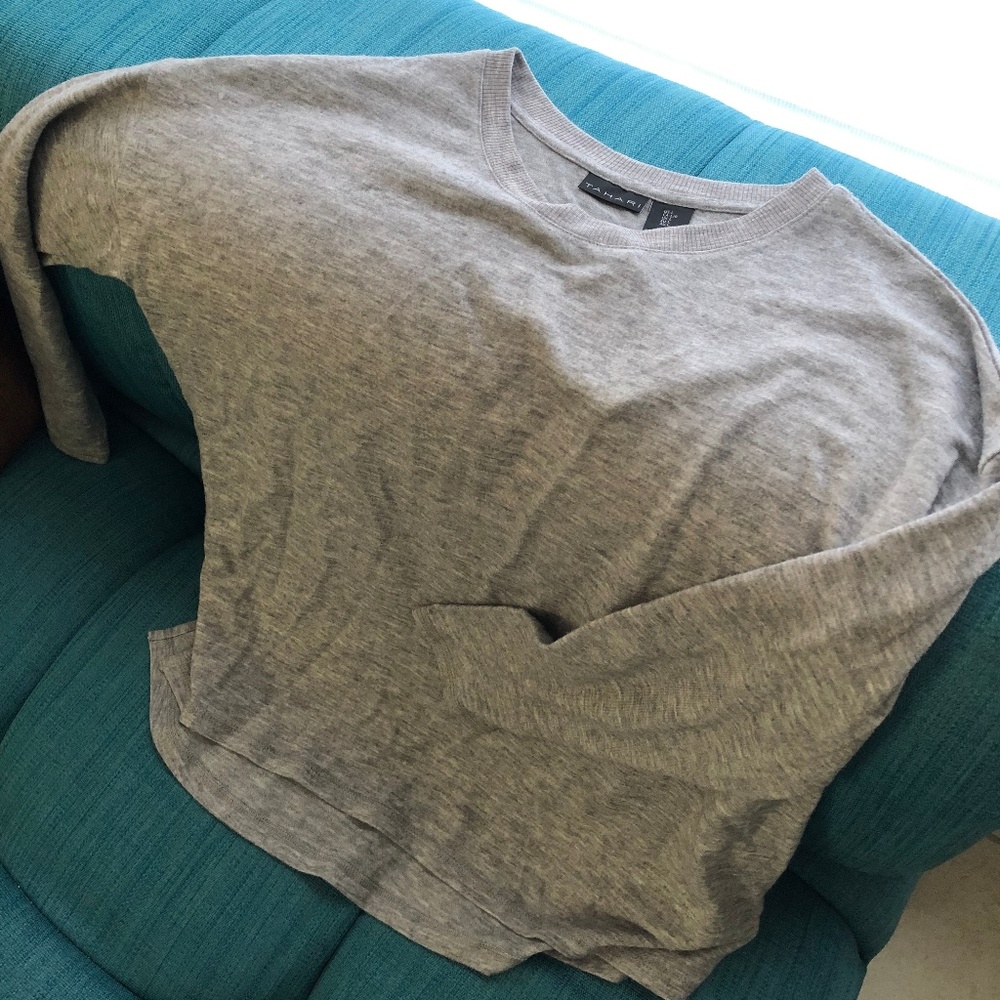 TAHARI Sweater | NWT